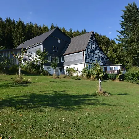 Apartmán Quiet In Sauerland With Terrace Schmallenberg
